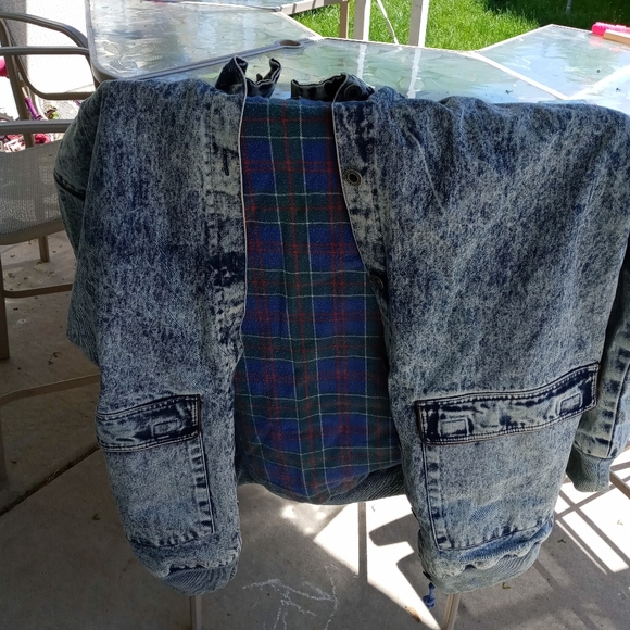 Vintage acid wash denim coat - Picture 4 of 9